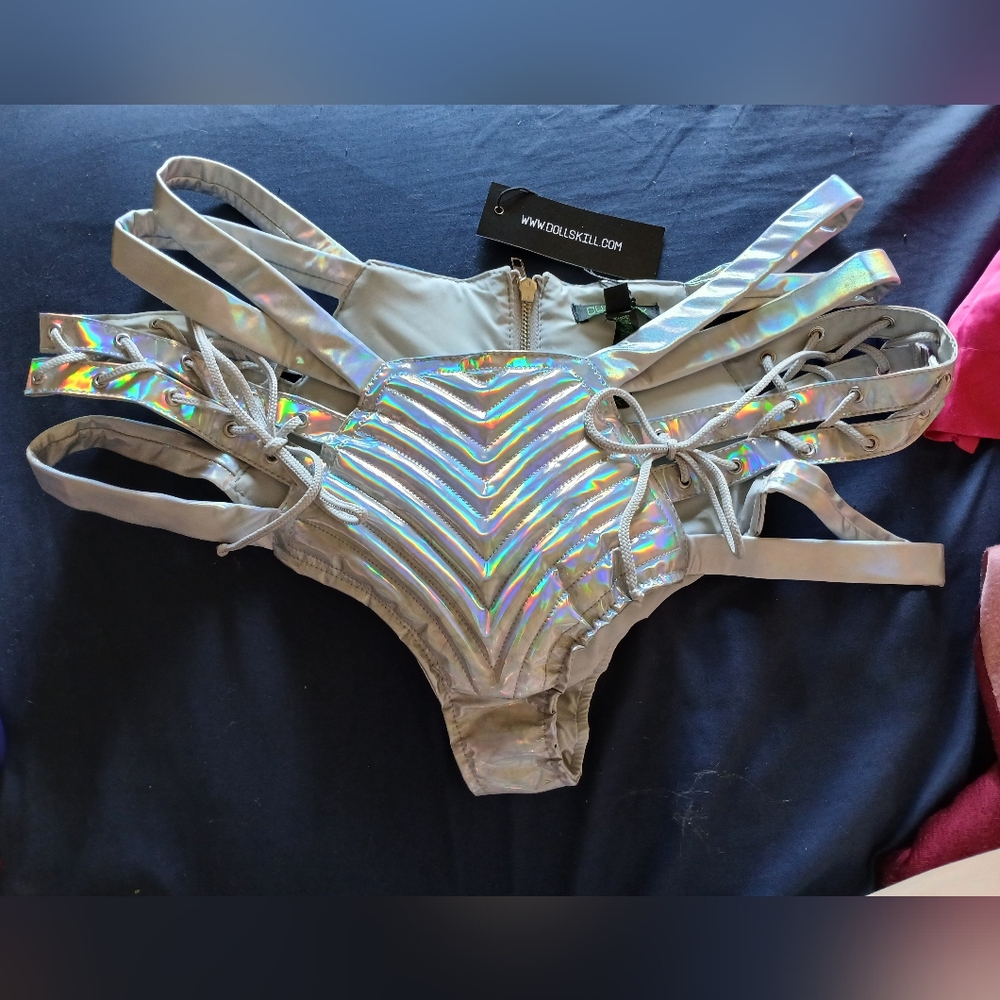 Holographic Strappy DOLLS KILL shorts CLUBEXX XL